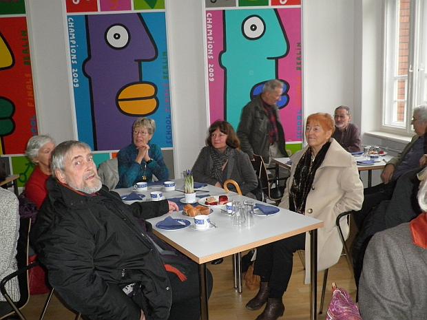 reger Gesprächsstoff im Chemieraum