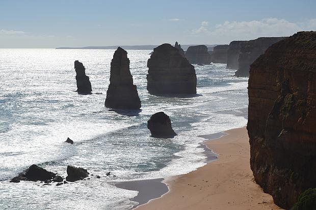 The Twelve Apostles / Great Ocean Road (you'll never forget this)