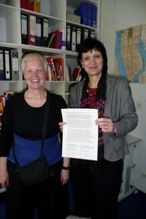 Frau Professor Paefgen und Frau Sturm