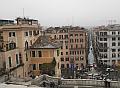Blick von der Spanischen Treppe in die Via Condotti